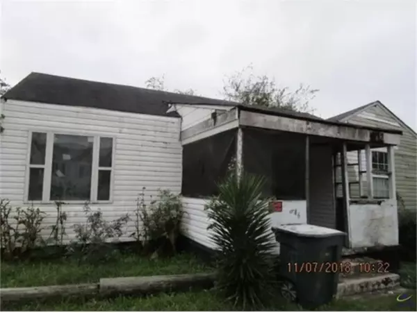 946 Ponce de Leon Cir N, Macon, GA 31206-2338