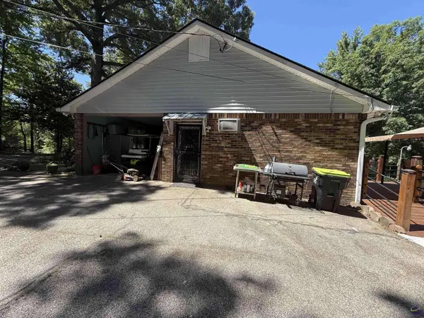 905 E Atlanta RD, Stockbridge, GA 30281