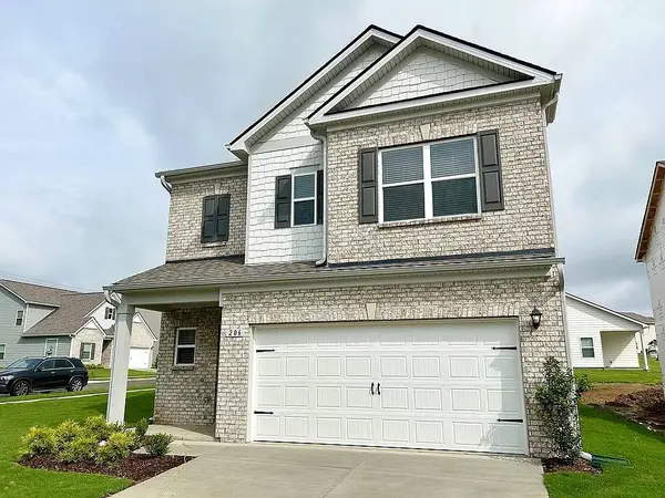 206 Summerlin Dr
