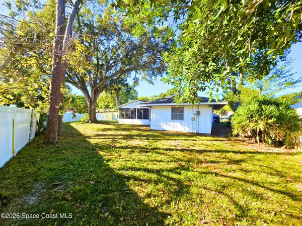 760 John Adams LN, West Melbourne, FL 32904