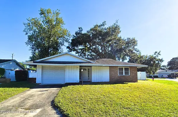 760 John Adams LN, West Melbourne, FL 32904