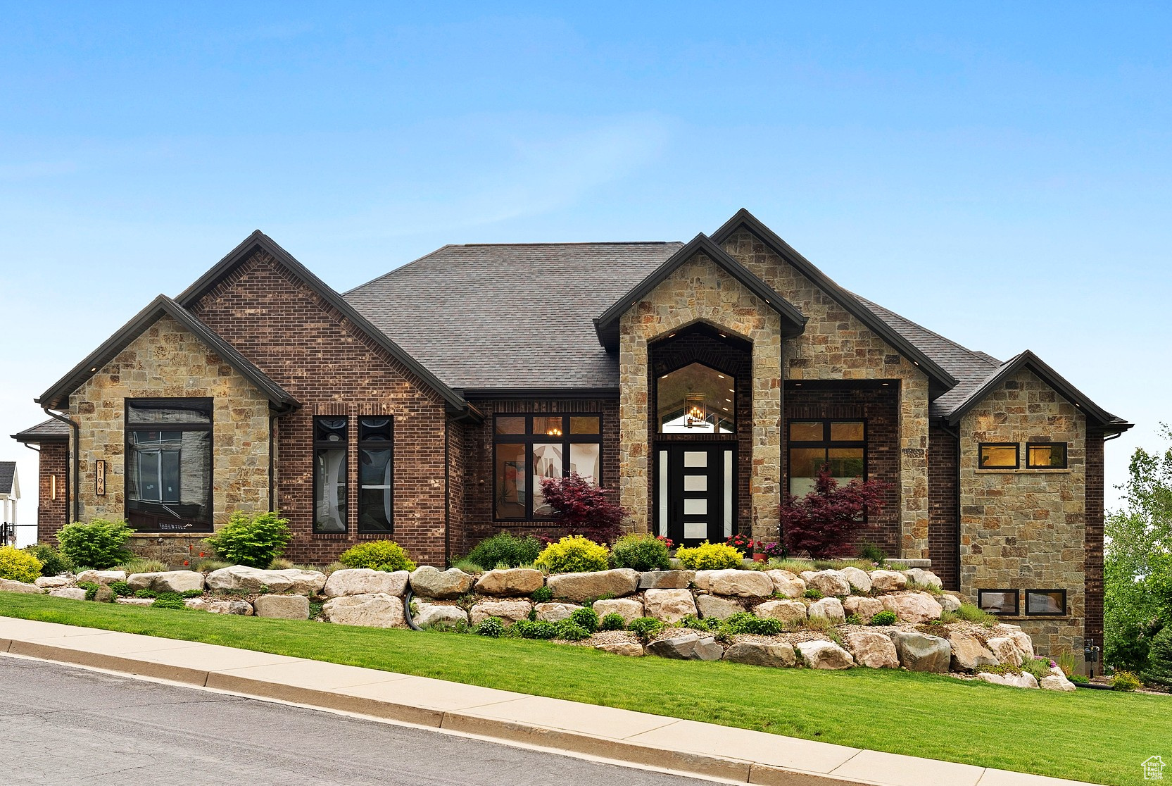 2085514_b3ad2025038433de54444ffb1872debe_683ced07c45a7