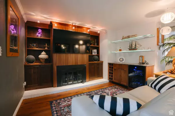 5461 S WILLOW LN, Murray, UT 84107