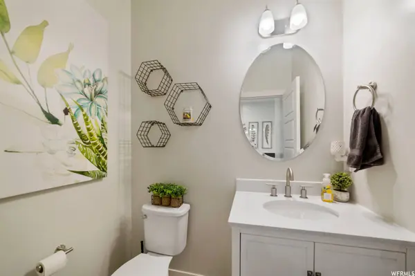 1836 E RED OAK RD E, Eagle Mountain, UT 84005