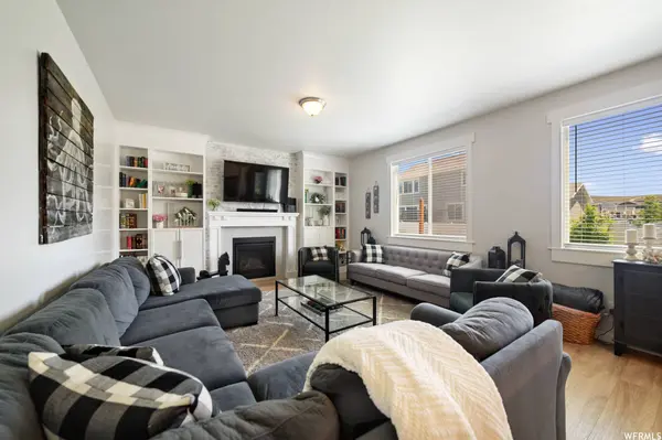 1836 E RED OAK RD E, Eagle Mountain, UT 84005