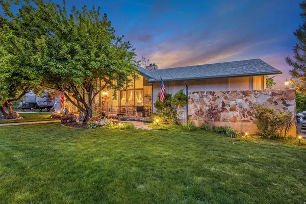 2047 N 1650 E, Layton, UT 84040