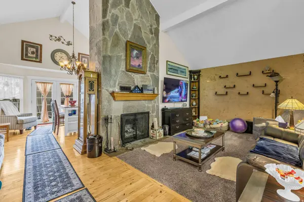 2047 N 1650 E, Layton, UT 84040