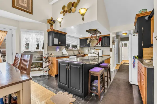 2047 N 1650 E, Layton, UT 84040