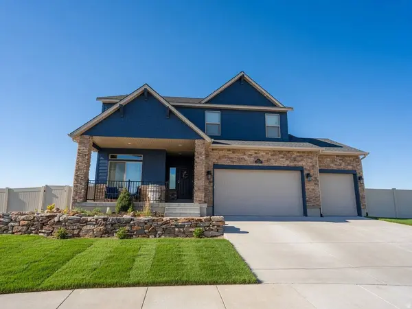 2352 W ISLAND DR