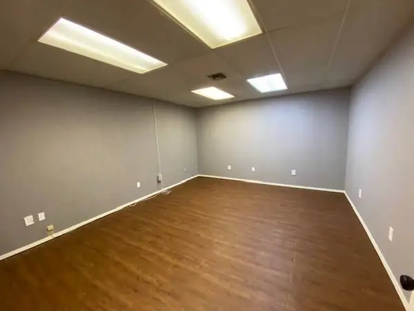 117 E Tyler St, Athens, TX 75751