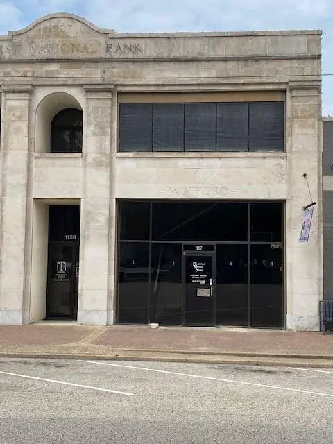 117 E Tyler St, Athens, TX 75751