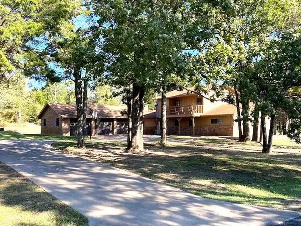 11133 St Hwy 19 N, Athens, TX 75752