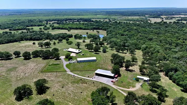 1053 Acr 499, Athens, TX 75751