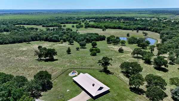 1053 Acr 499, Athens, TX 75751