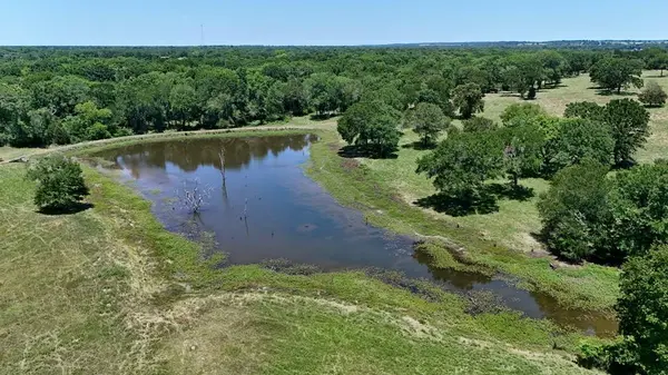 1053 Acr 499, Athens, TX 75751