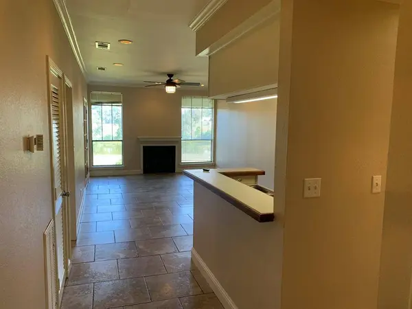 801 Country Club Cir, Athens, TX 75751