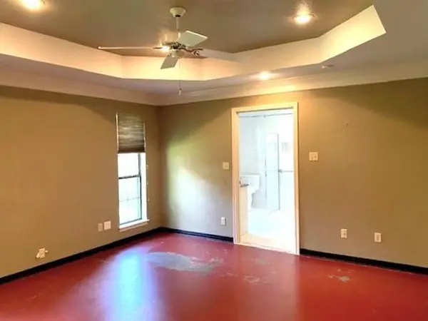 1117 Hillside Dr, Athens, TX 75751