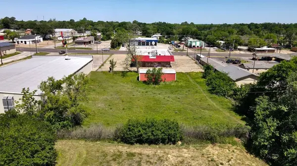 617 W Corsicana St, Athens, TX 75751
