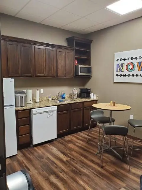 522 B St Hwy 31 E, Chandler, TX 75758