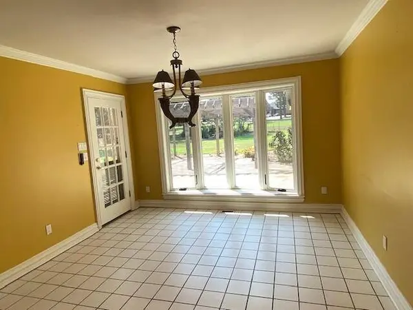 702 Mulberry Dr, Athens, TX 75751
