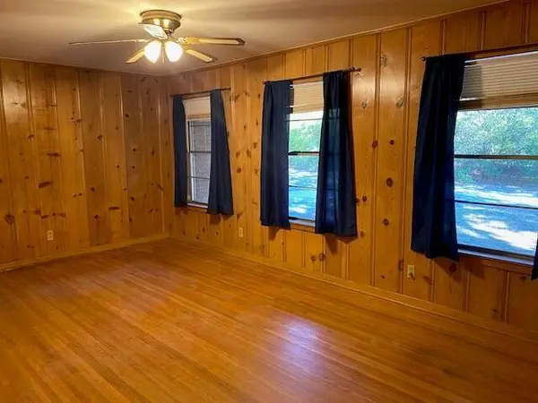 4585 Cr 4509, Athens, TX 75751
