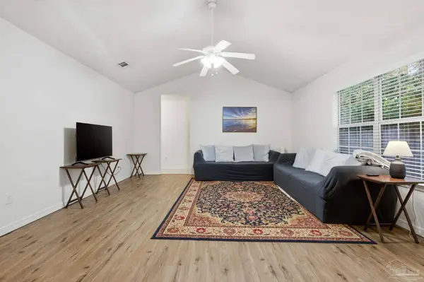 123 SE Elm Ave, Ft Walton Beach, FL 32548