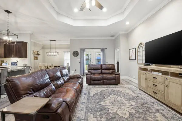 1520 Redfish Point RD, Gulf Breeze, FL 32563