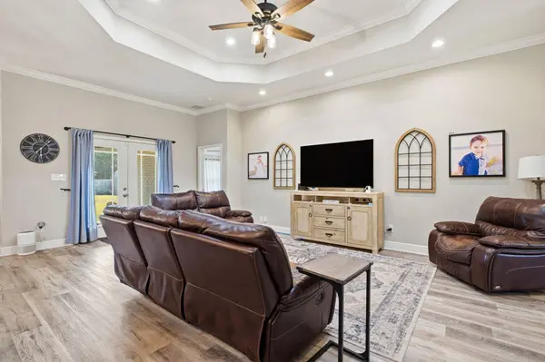 1520 Redfish Point RD, Gulf Breeze, FL 32563