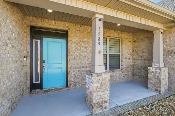 3589 Pelican Bay CIR, Gulf Breeze, FL 32563
