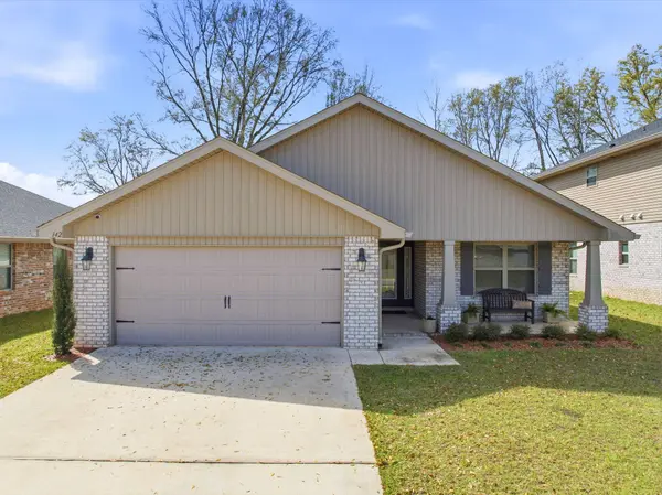 142 Ridgeway CIR, Crestview, FL 32536