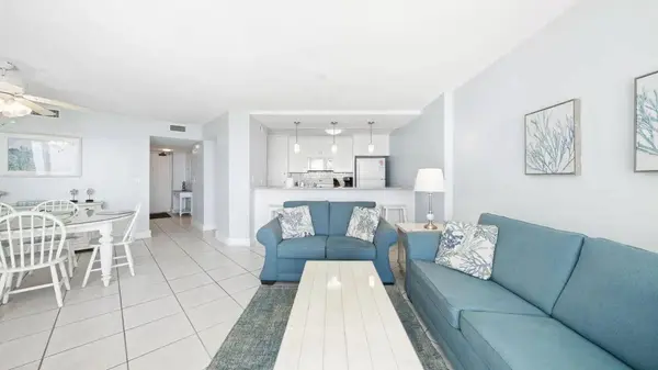 7205 Thomas DR ## E1904, Panama City Beach, FL 32408