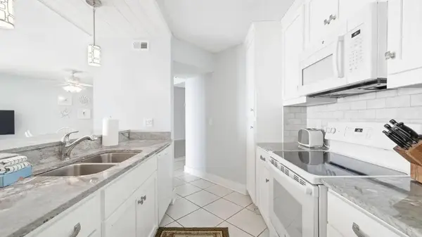 7205 Thomas DR ## E1904, Panama City Beach, FL 32408