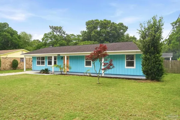 2623 Green Bay Ave, Pensacola, FL 32526