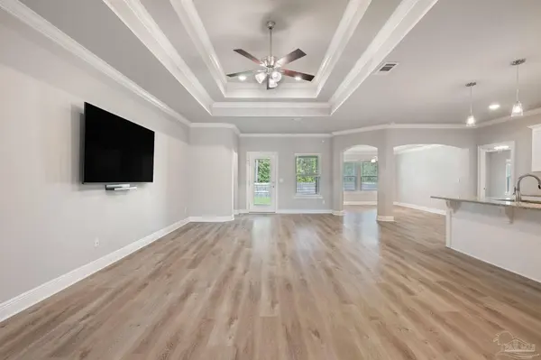 3291 Secret Isle Way, Navarre, FL 32566