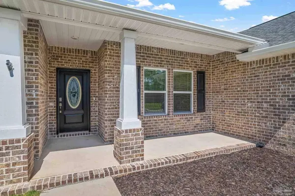 3291 Secret Isle Way, Navarre, FL 32566