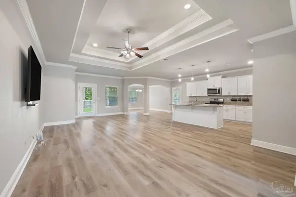3291 Secret Isle Way, Navarre, FL 32566