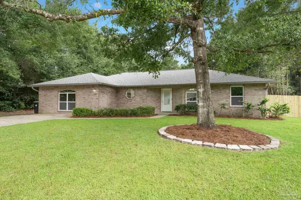7448 Rustling Pines Dr, Milton, FL 32583