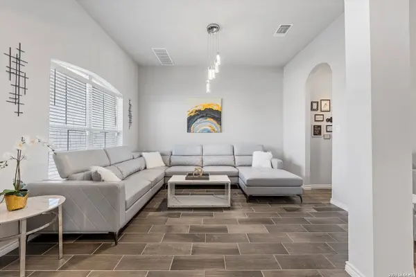 5821 St Charles, Belton, TX 76513