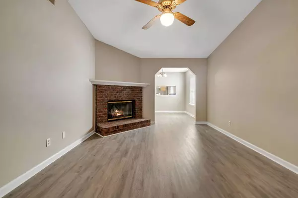 2415 Talco Hills Drive, Tallahassee, FL 32303