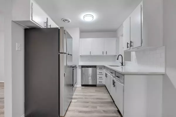 2131 Oxford Road, Tallahassee, FL 32304