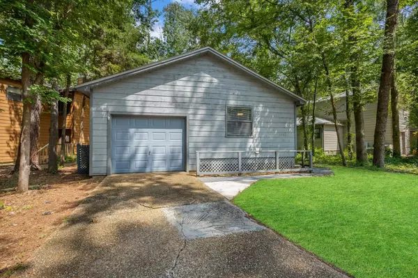 1684 Silverwood Drive, Tallahassee, FL 32301