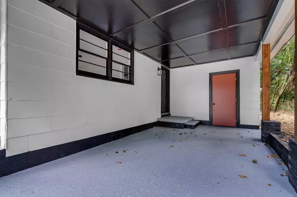 1605 Mayhew Street, Tallahassee, FL 32304