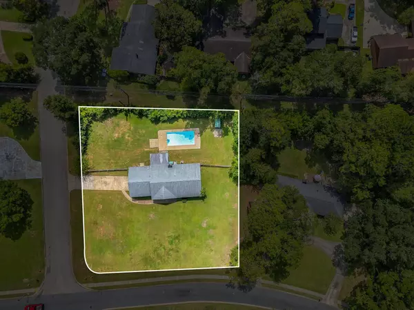 2613 Killarney Way, Tallahassee, FL 32309