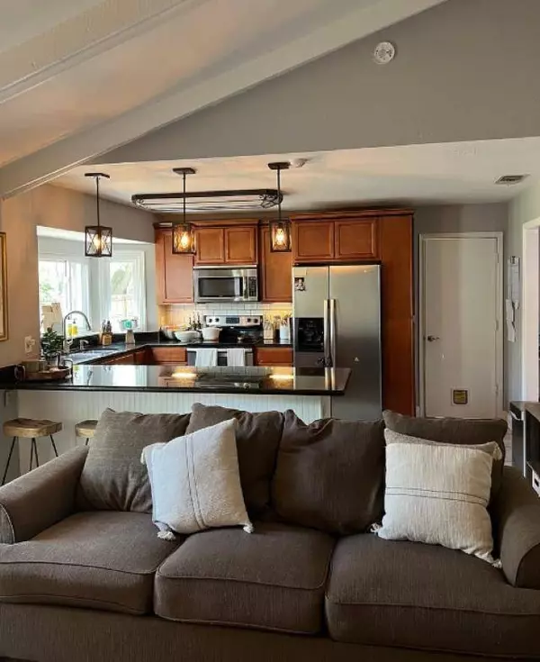 2201 Eastgate Way, Tallahassee, FL 32308