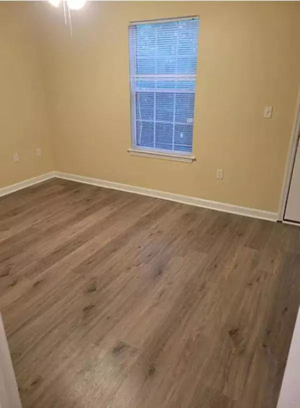 1558 Devoe Street, Tallahassee, FL 32304