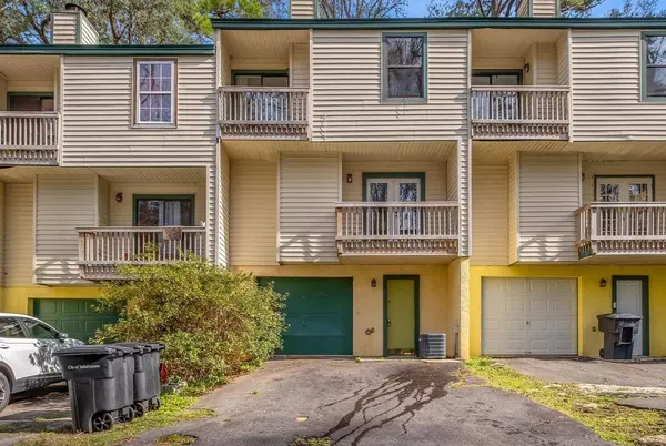 1208 CROSS CREEK Way, Tallahassee, FL 32301