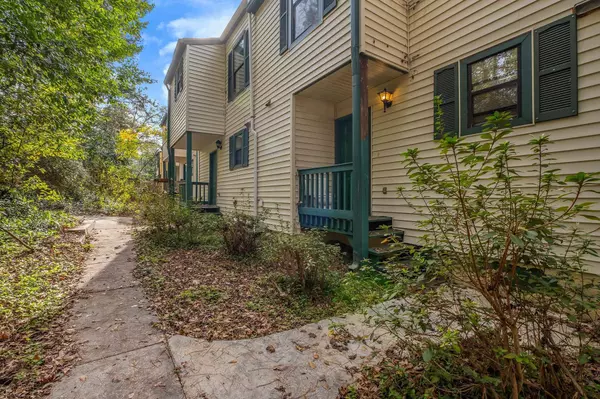 1208 CROSS CREEK Way, Tallahassee, FL 32301