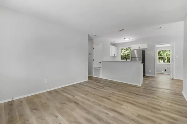 319 Meadowbrook Lane, Tallahassee, FL 32304