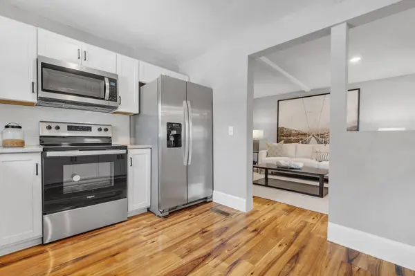 132 Oak Street, Tallahassee, FL 32301