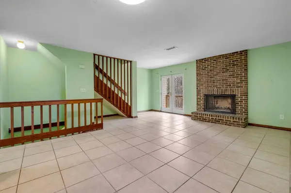 1208 CROSS CREEK Way, Tallahassee, FL 32301